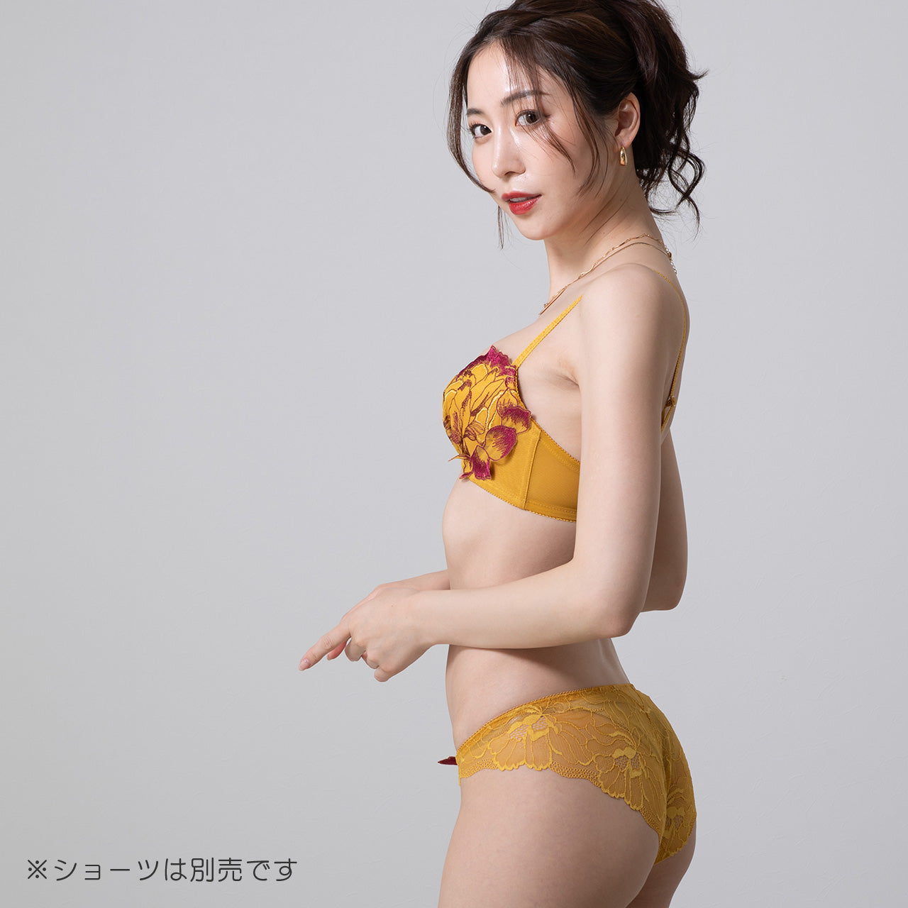 X-Rated ピオニー ワイヤーブラジャー