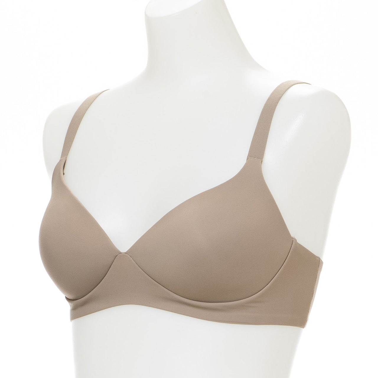 素肌に溶け込むヌーディーなブラ ハーフトップブラジャー