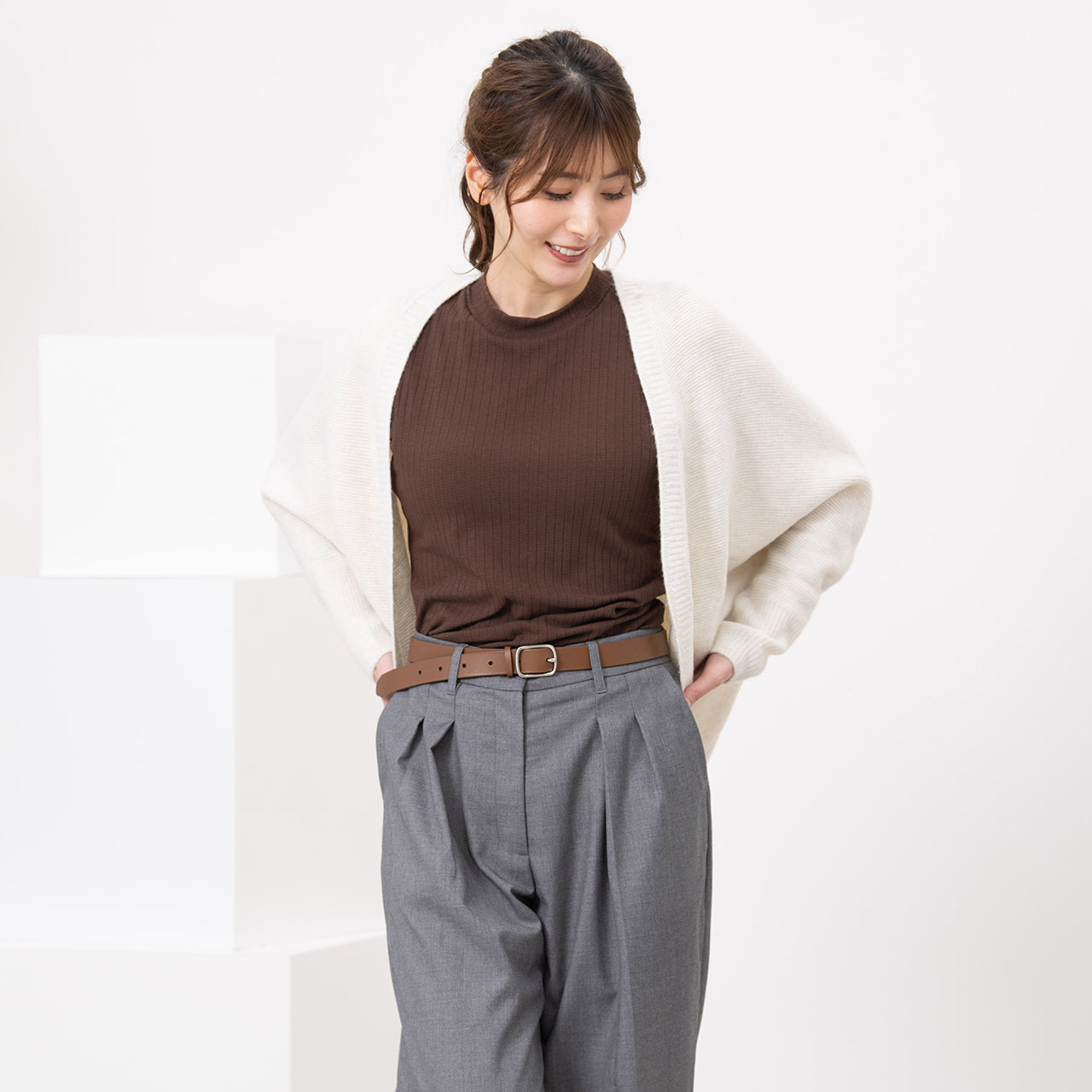 美シルエットブラトップ スタンドネックリブ デイフィール