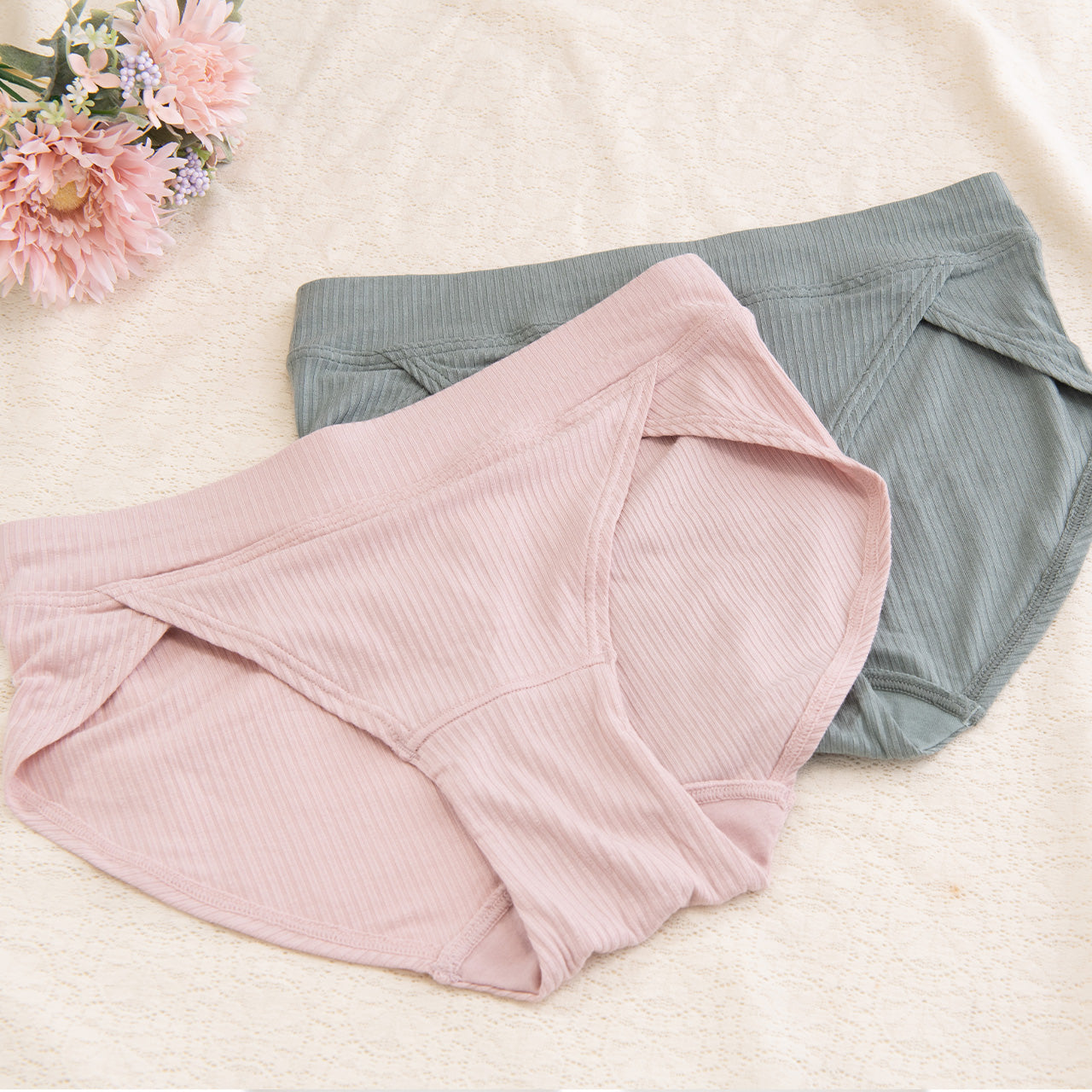 やさしく包みこむ 足口ゆったり ナイトショーツ ねるねん