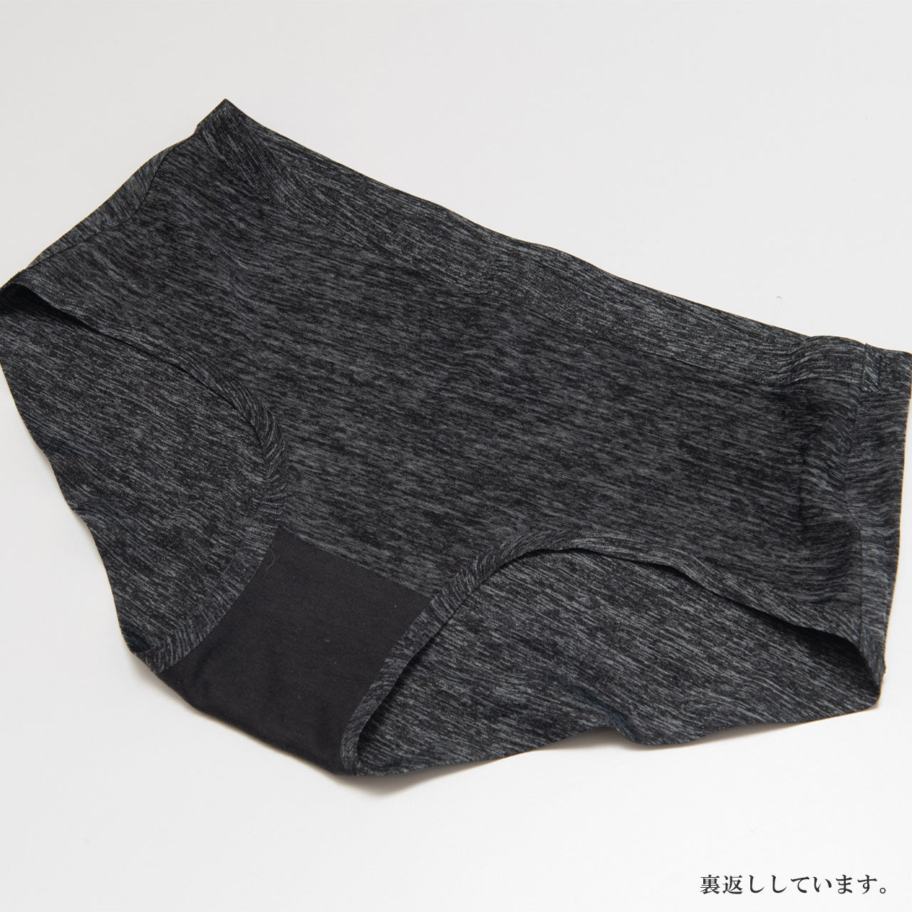 自胸美盛ブラ ペアショーツ