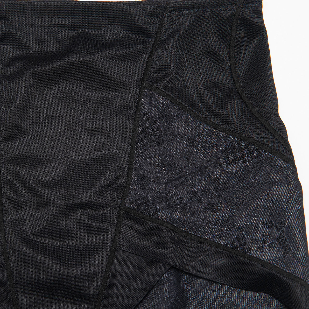 瞬間ほそ見えパンツ ラインレス ショートガードル