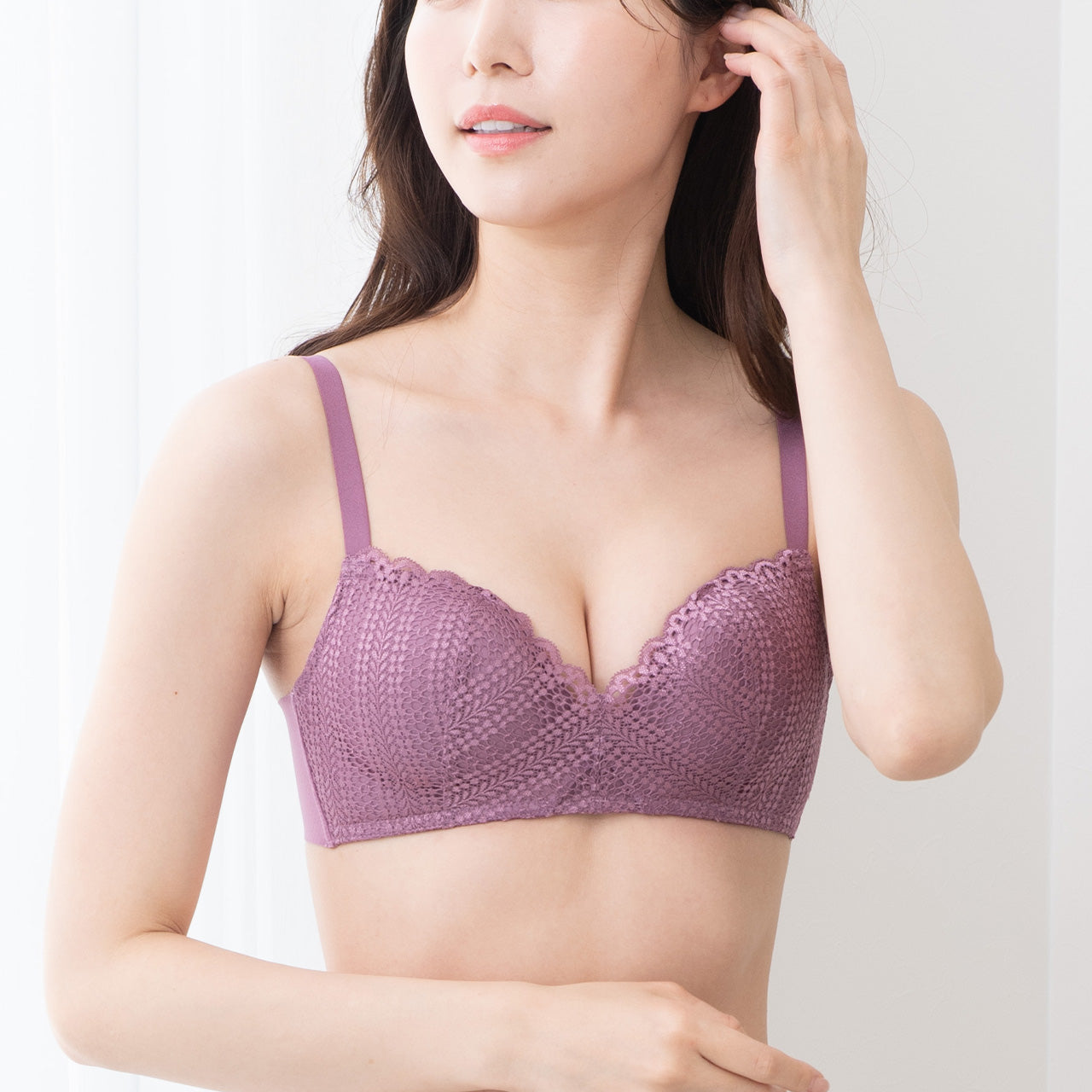 自胸美盛 ノンワイヤーブラジャー レース