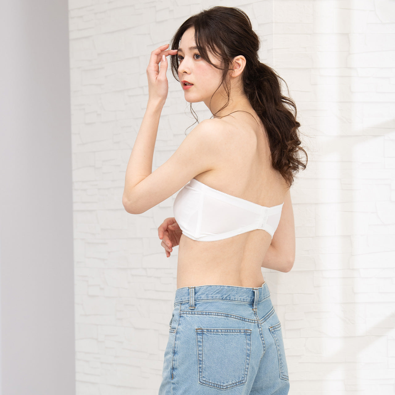 肌見せスタイル チューブトップ 夏コーデ着回しブラ