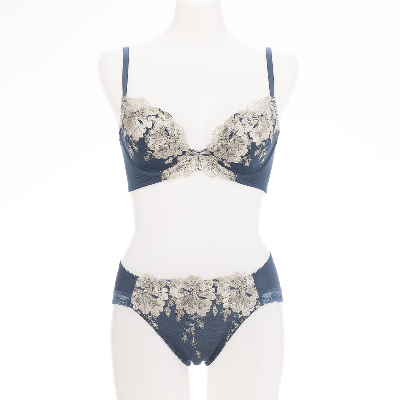 エアリーブラ ワイヤーブラジャー&ショーツセット ビューティアシスト