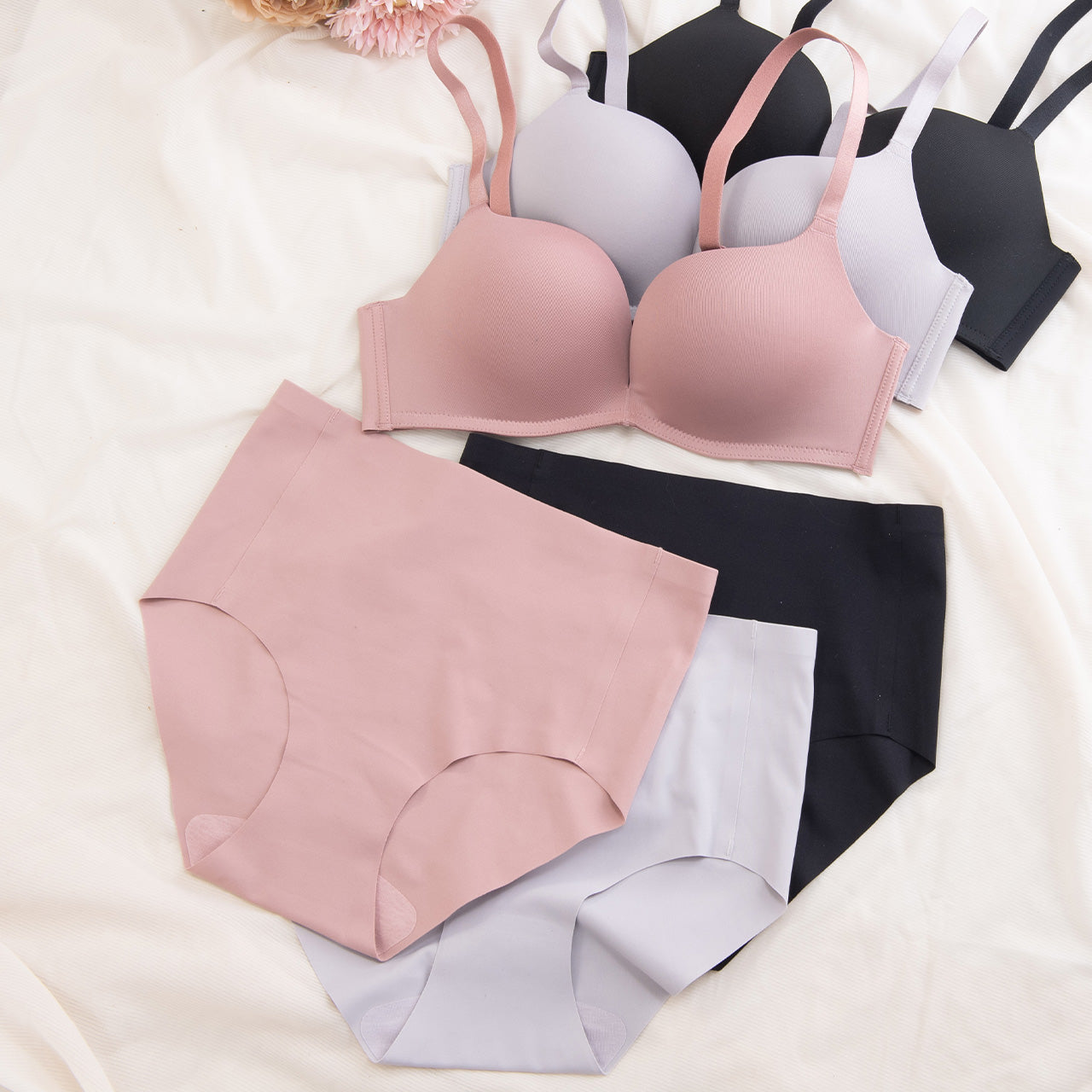 自胸美盛ブラ ペアショーツ