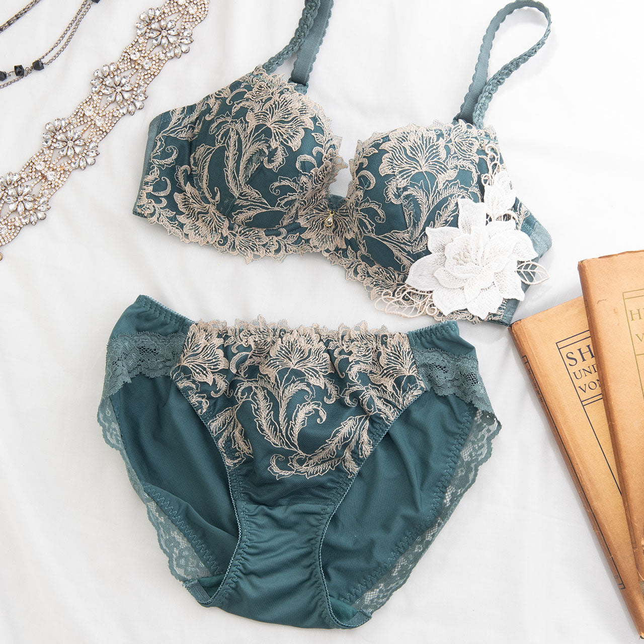 X-Rated カメリア ワイヤーブラジャー