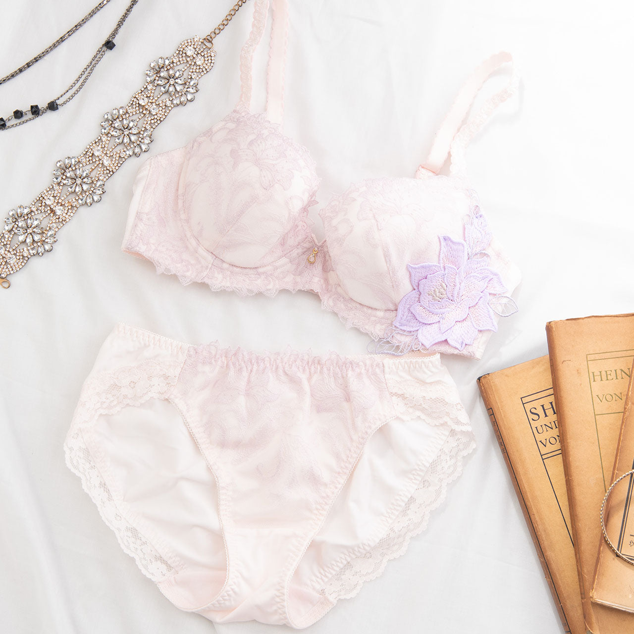 X-Rated カメリア ワイヤーブラジャー