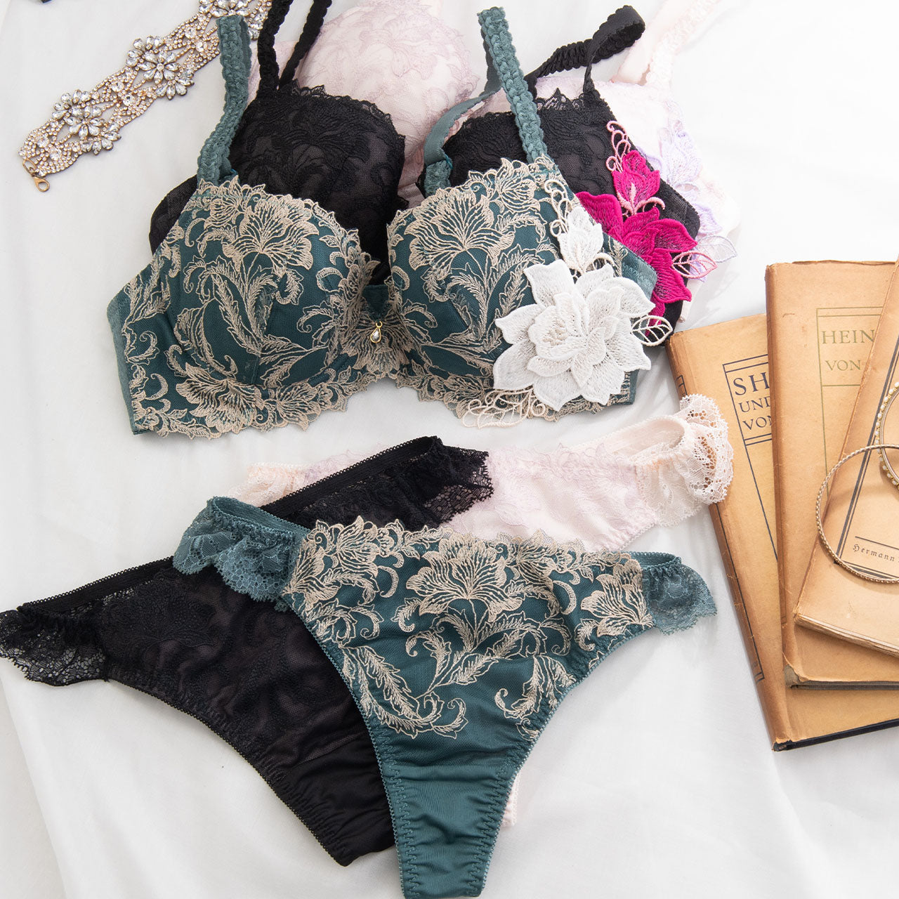 X-Rated カメリア タンガ