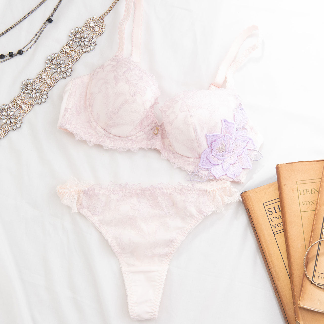 X-Rated カメリア タンガ