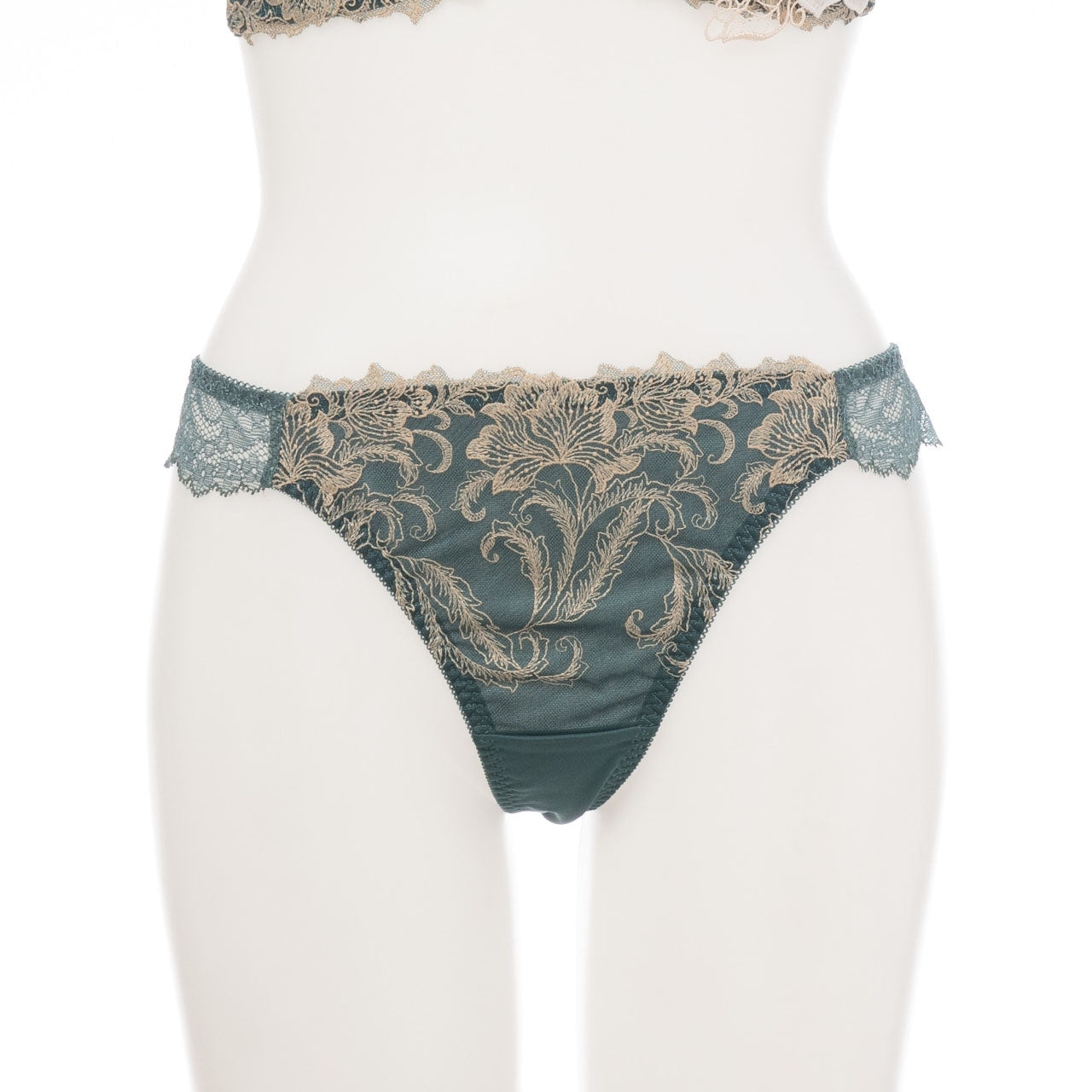 X-Rated カメリア タンガ