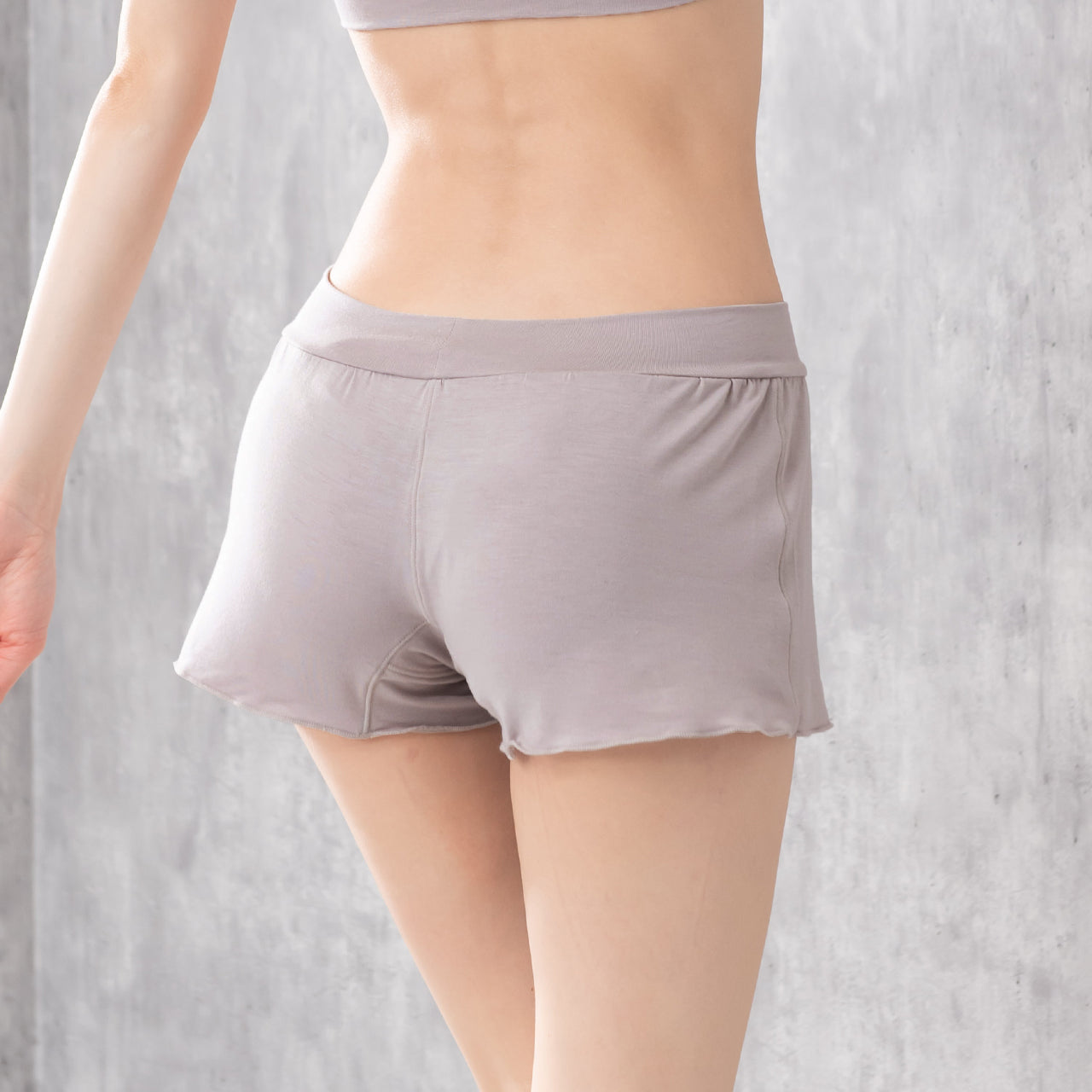 なめらかシルク入り リランクスショーツ ねるねん