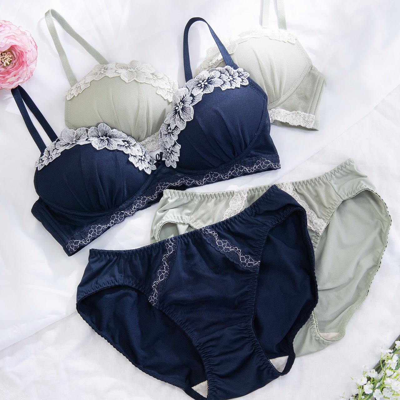 リリー ノンワイヤーブラジャー&ショーツセット ソニアブラック(S・M・L・LL・3L・4L・5L)