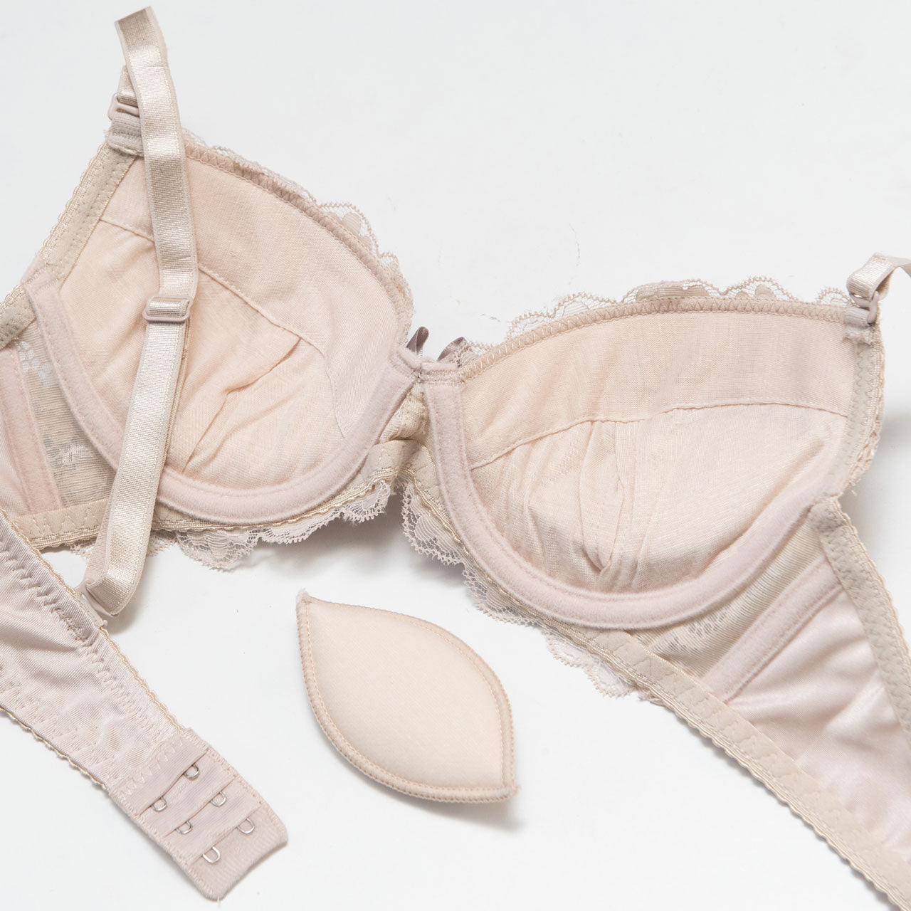 ソニアブラック アンティークフラワーレース ワイヤーブラジャー&ショーツセット(Cカップ)