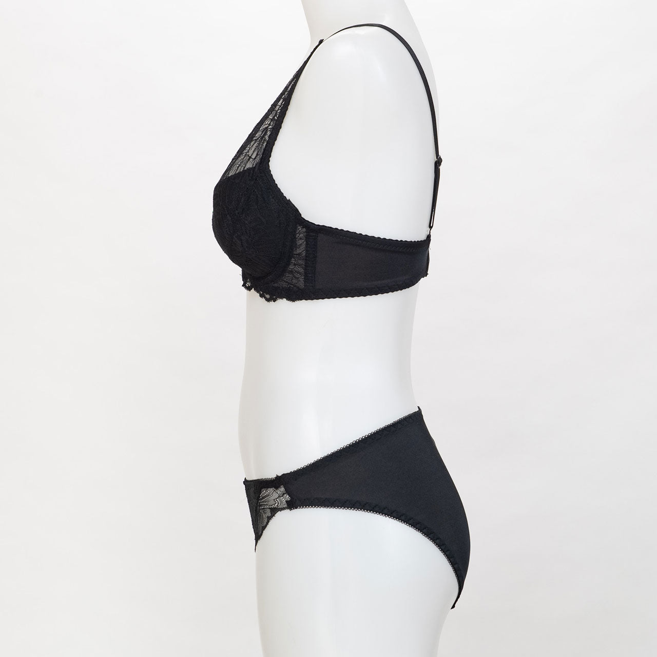 Sonia Black ファシネイト ノンワイヤーブラジャー&ショーツセット(3L・4L・5L)