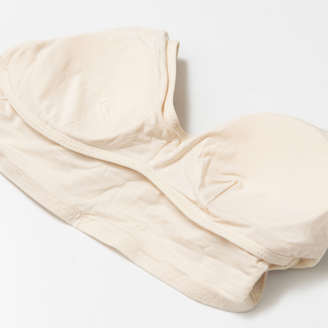 Like me. シルク混シンプル ハーフトップブラジャー