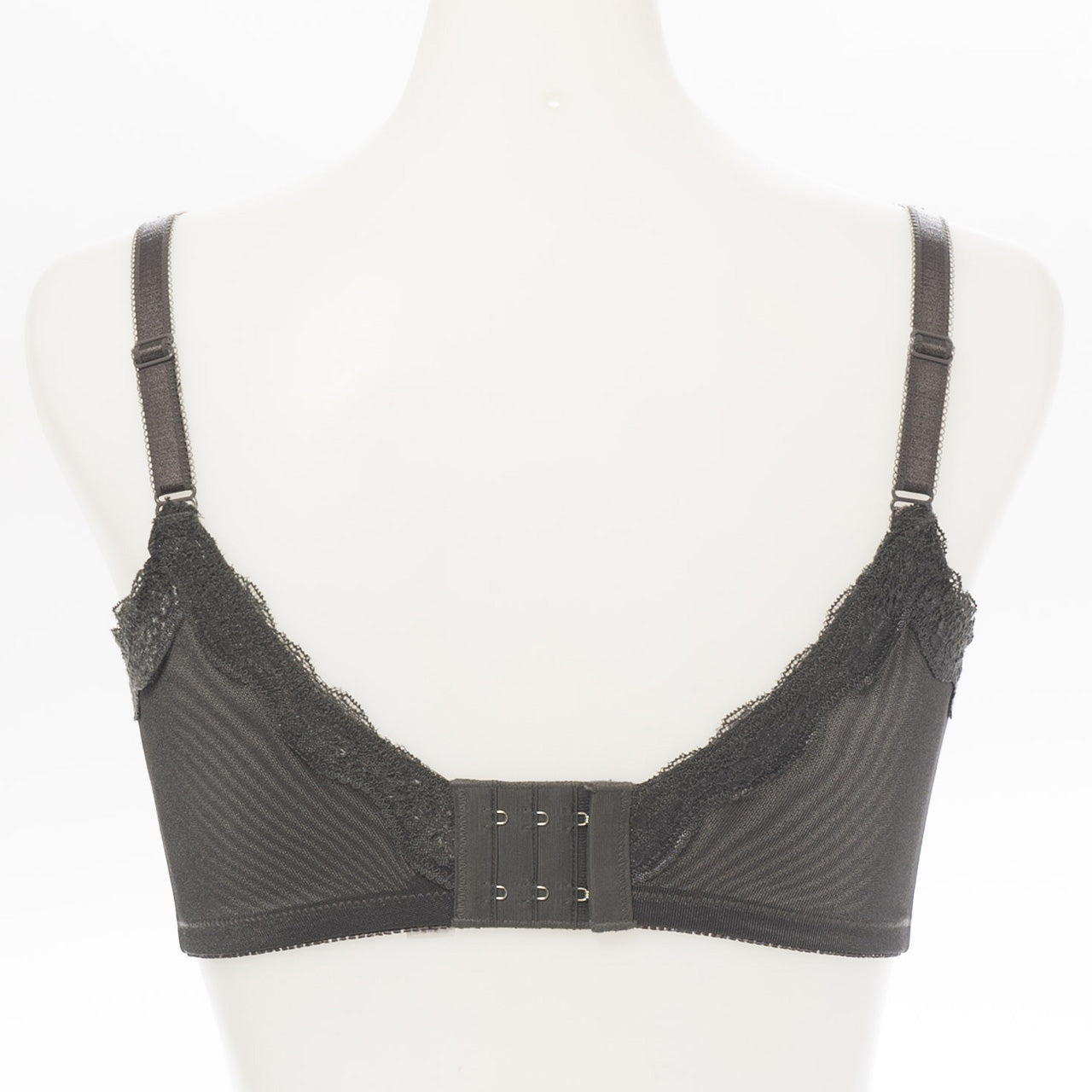 美背中シルエット　ワイヤーブラジャー　キレイ工房