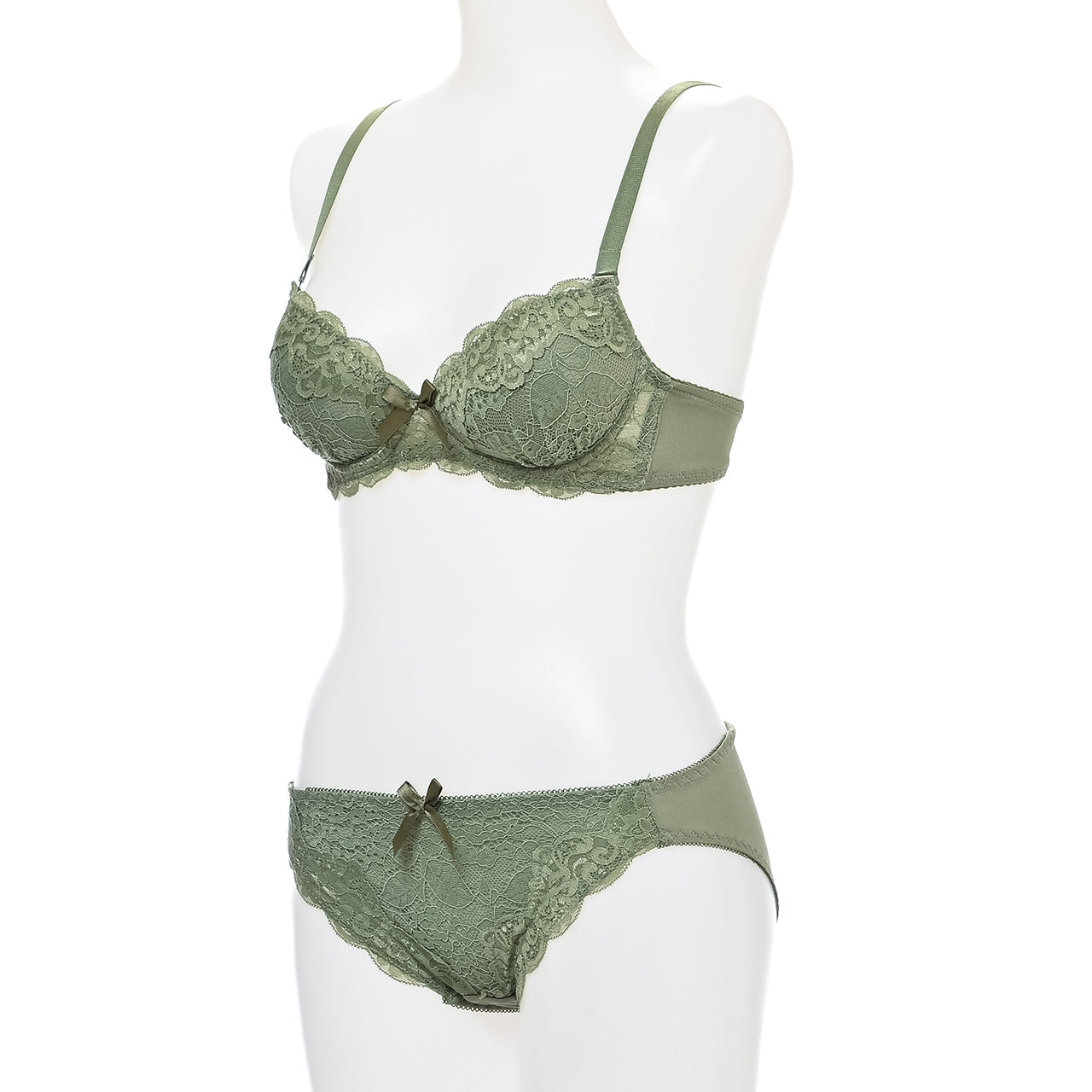 スカラップフラワーレース　ノンワイヤーブラジャー＆ショーツセット（S・M・L・LL・3L・4L・5L）　ソニアブラック