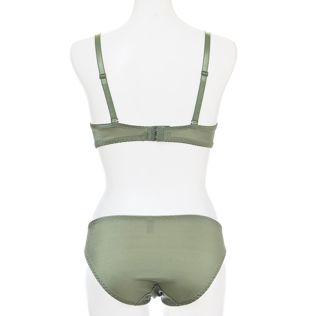 スカラップフラワーレース　ノンワイヤーブラジャー＆ショーツセット（S・M・L・LL・3L・4L・5L）　ソニアブラック