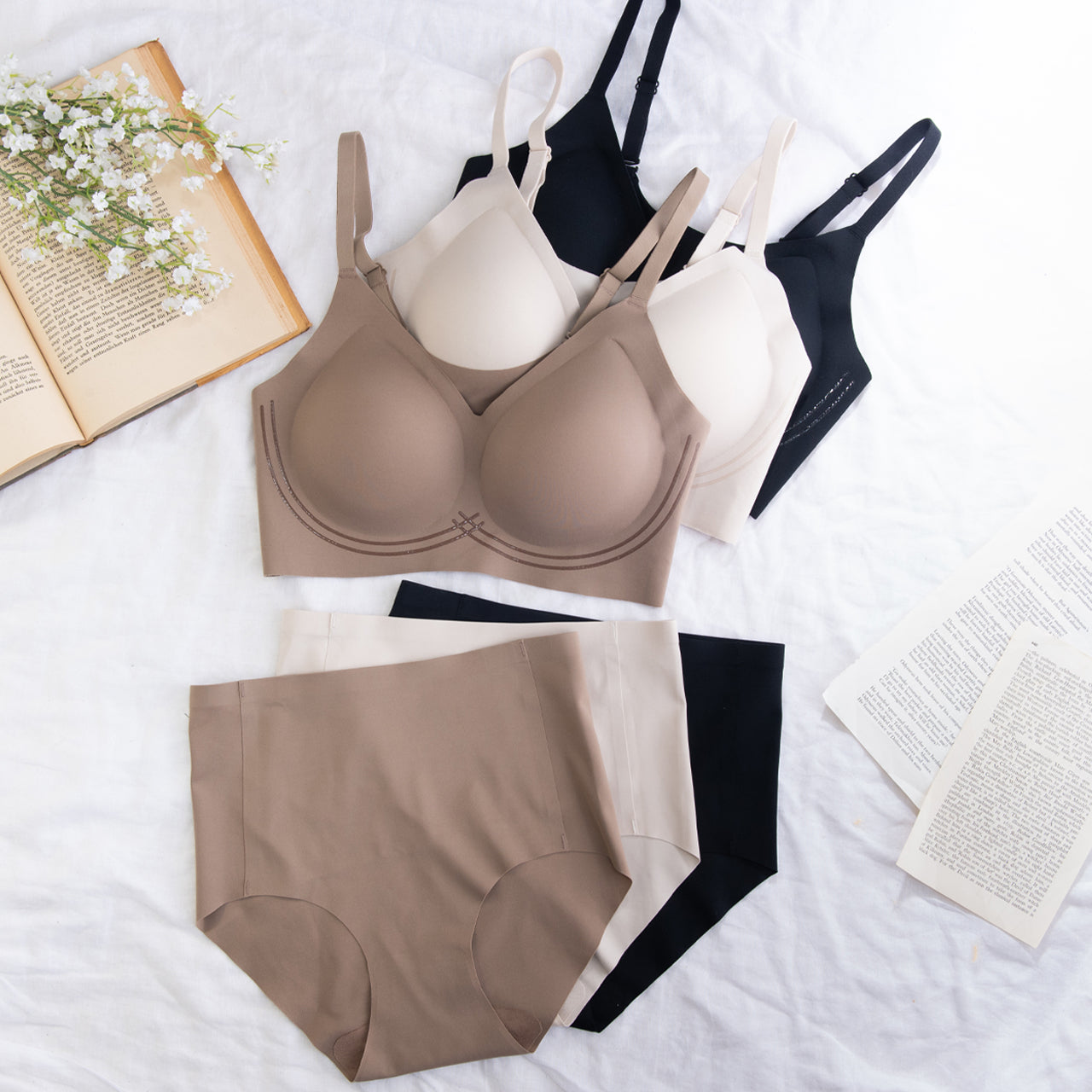 着け心地、まるで無感覚　シームレスハーフトップブラジャー　エアドリームプラス