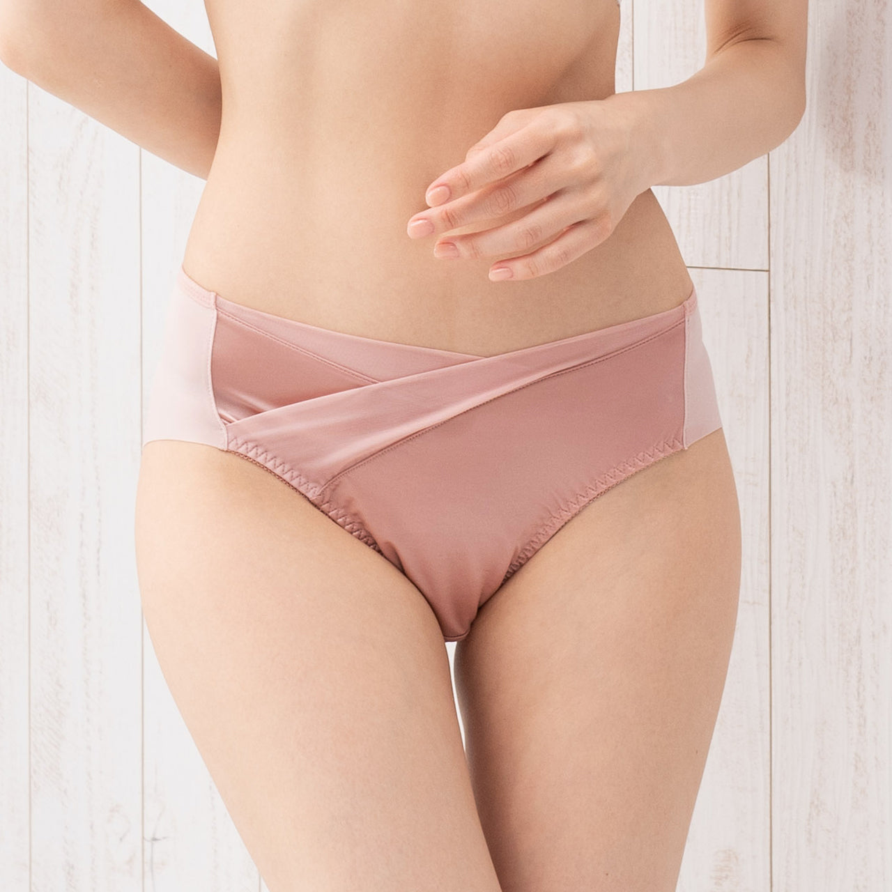 ふんわりフィット痩せ見えブラ　ペアショーツ　ビューティアシスト