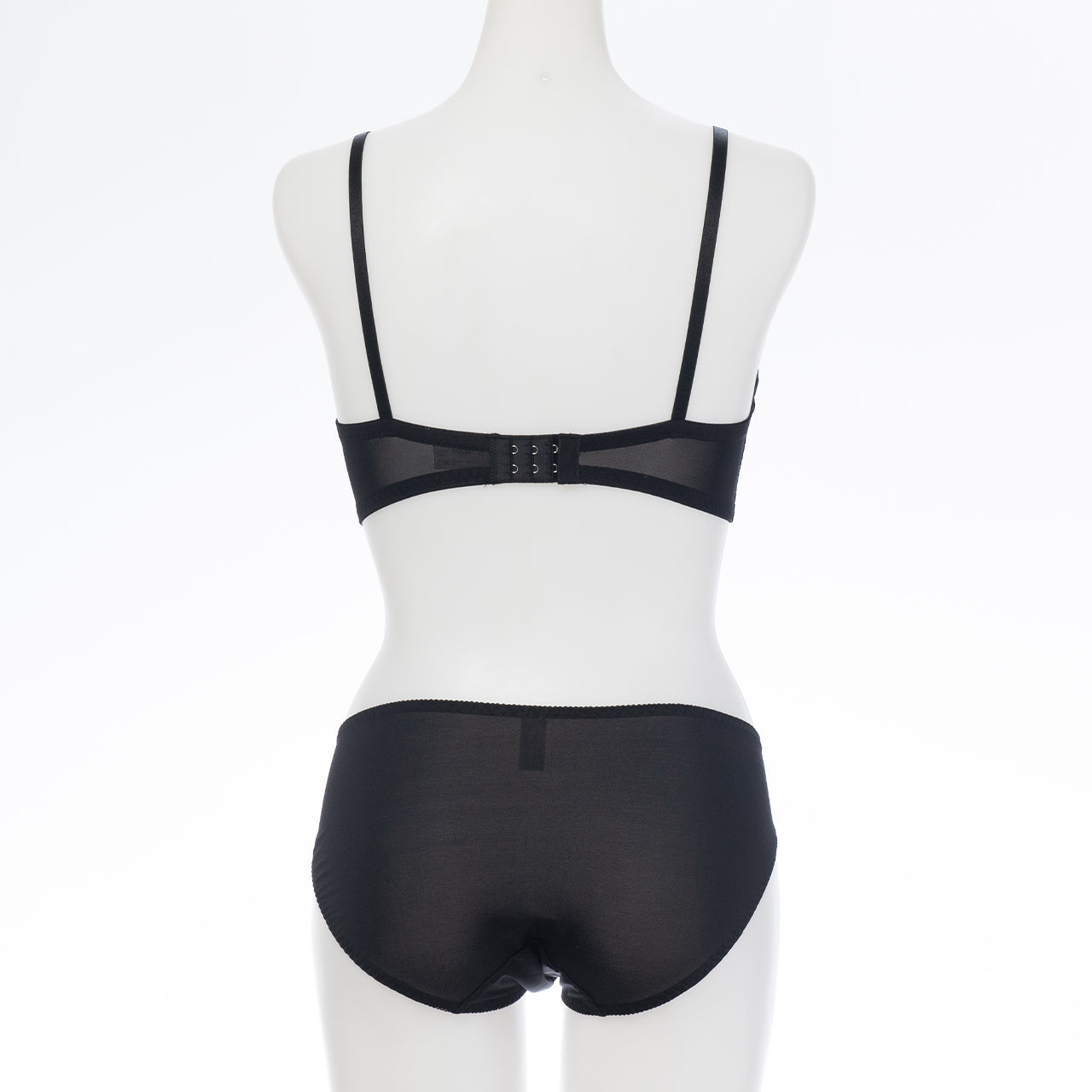 ミア　ノンワイヤーブラジャー＆ショーツセット　ソニアブラック（S・M・L・LL・3L・4L・5L）