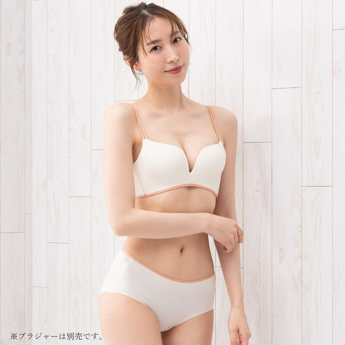 シームレスフィット　ダブルストラップ　ペアショーツ　POFU