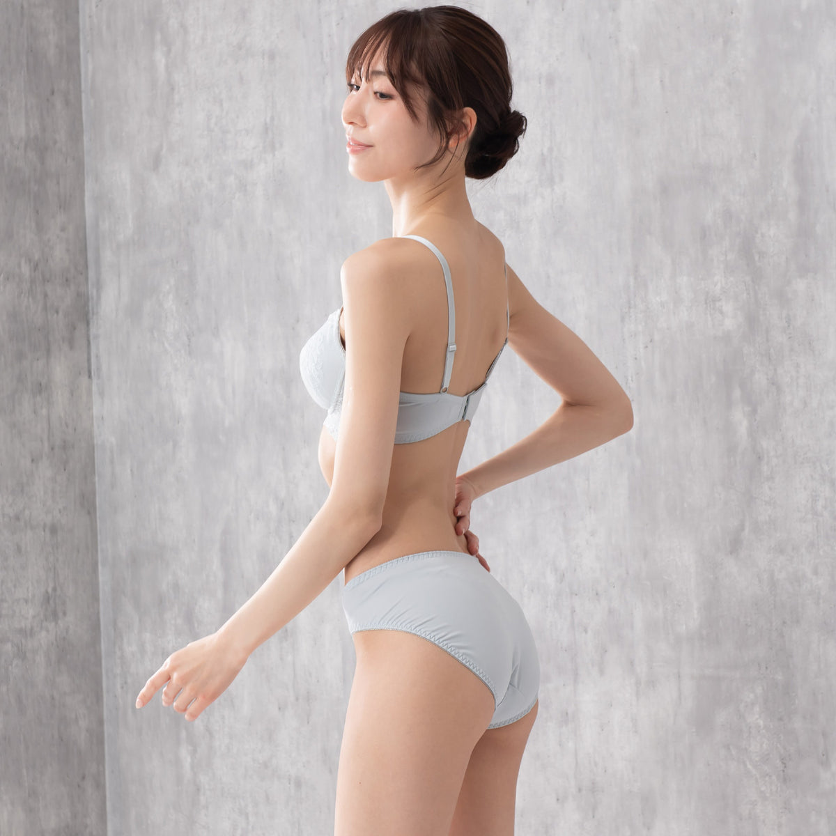 ナタリー　ノンワイヤーブラジャー＆ショーツセット　ソニアブラック（S・M・L・LL・3L・4L・5L）